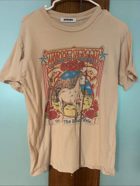 Daydreamer Tops - Daydreamer Beige Graphic Horse Tee with Red and Blue Accents